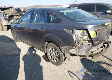 2014 Ford Focus S из США, поврежденный, VIN 1FADP3E27EL209255